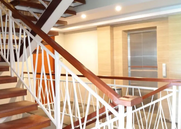 Hotel Kuta Majesty 3*