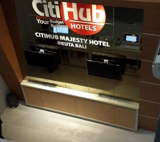 Hotel Kuta Majesty 3*